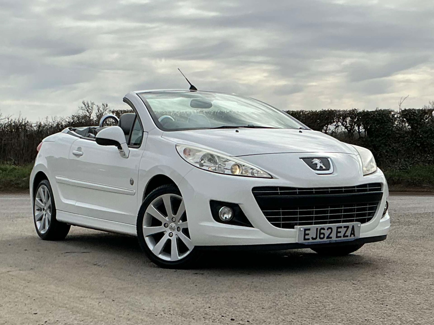 Used Peugeot 207 2012 for sale - 77988200: Photo 26