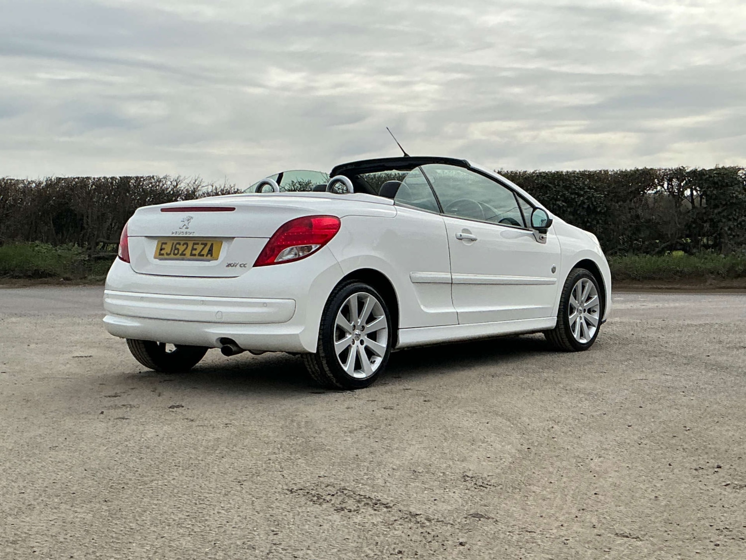 Used Peugeot 207 2012 for sale - 77988200: Photo 30