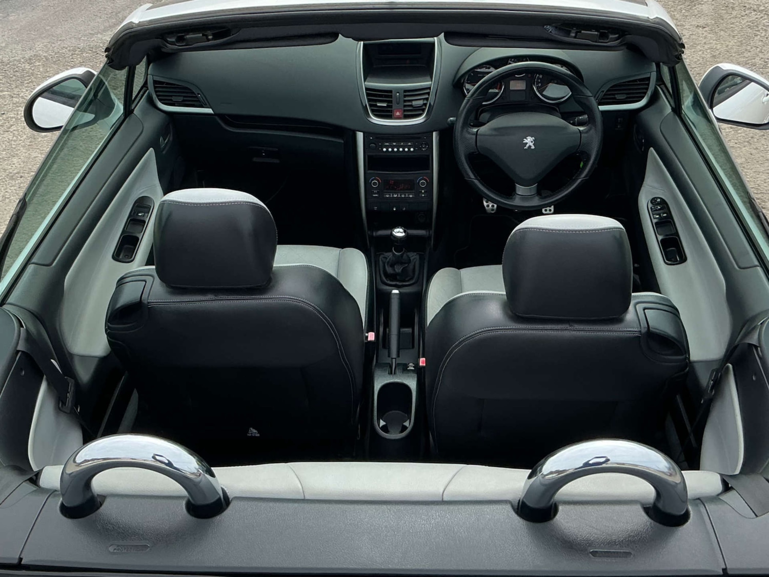 Used Peugeot 207 2012 for sale - 77988200: Photo 4