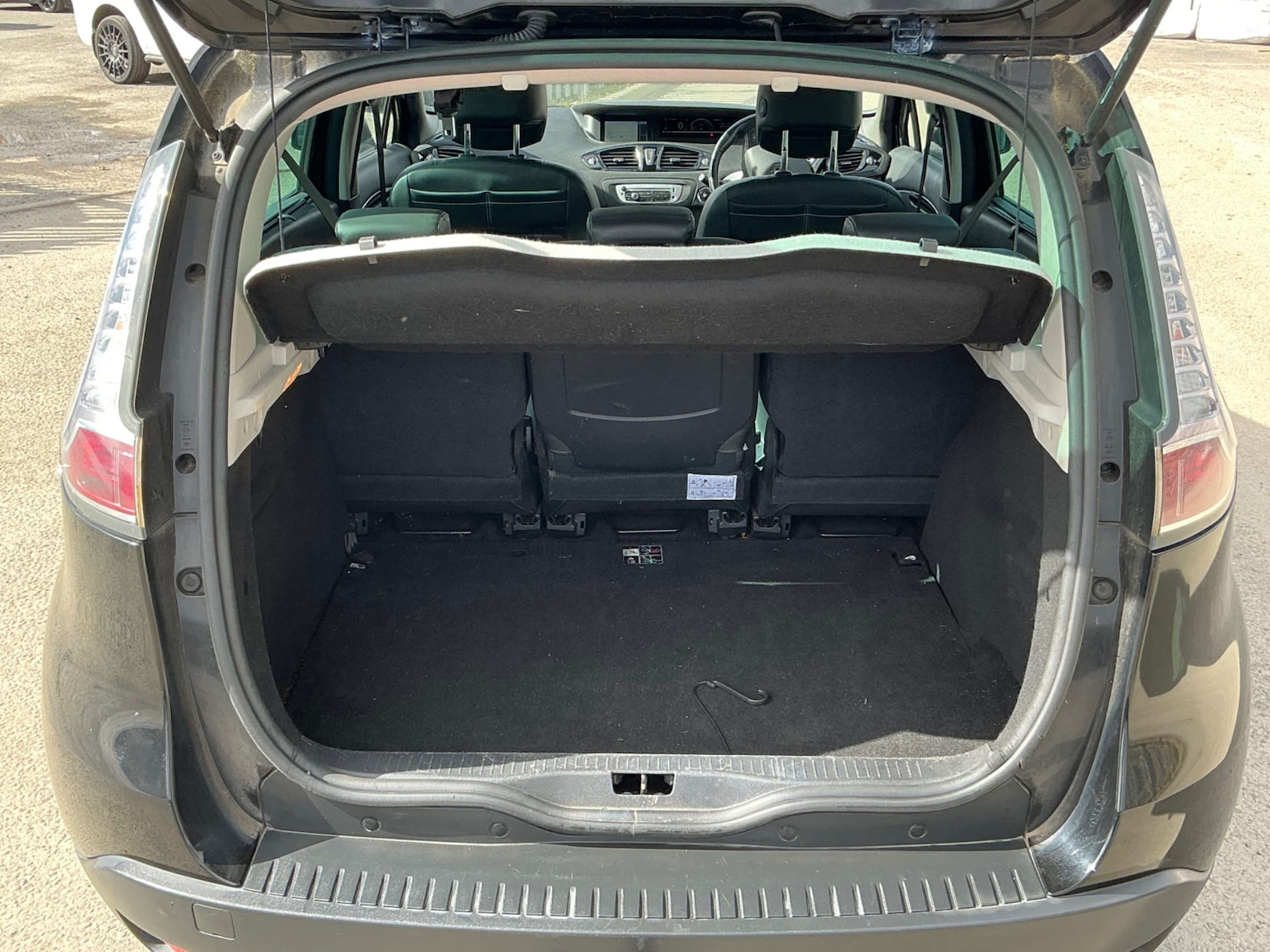 Used Renault Scenic 2016 for sale - 78068055: Photo 8