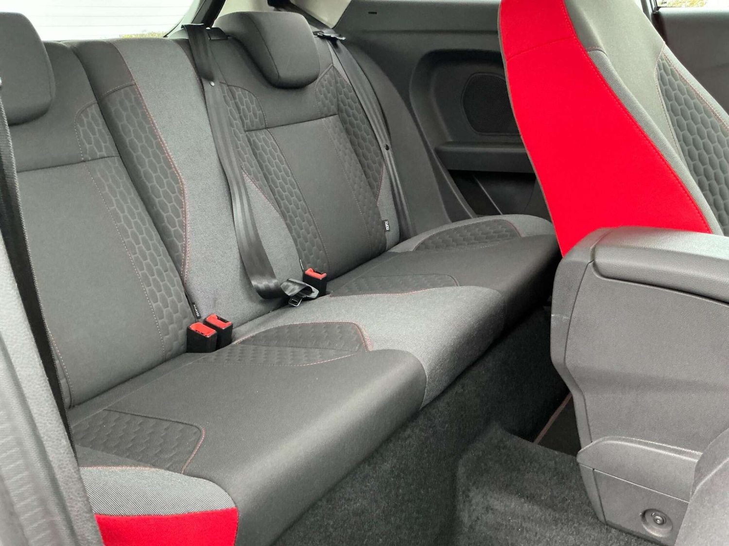 Used Ford Fiesta 2015 for sale - 76858842: Photo 19