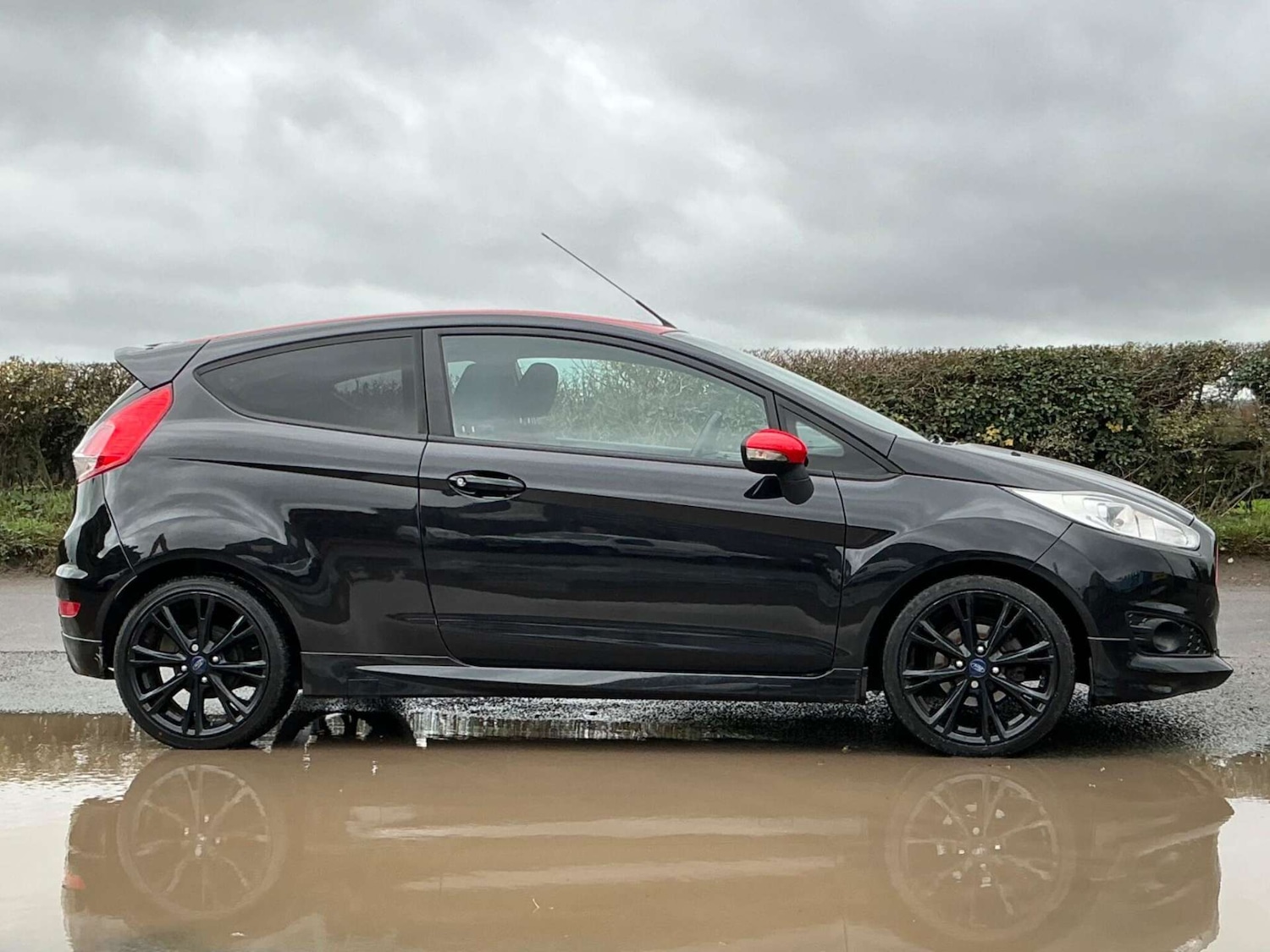 Used Ford Fiesta 2015 for sale - 76858842: Photo 26