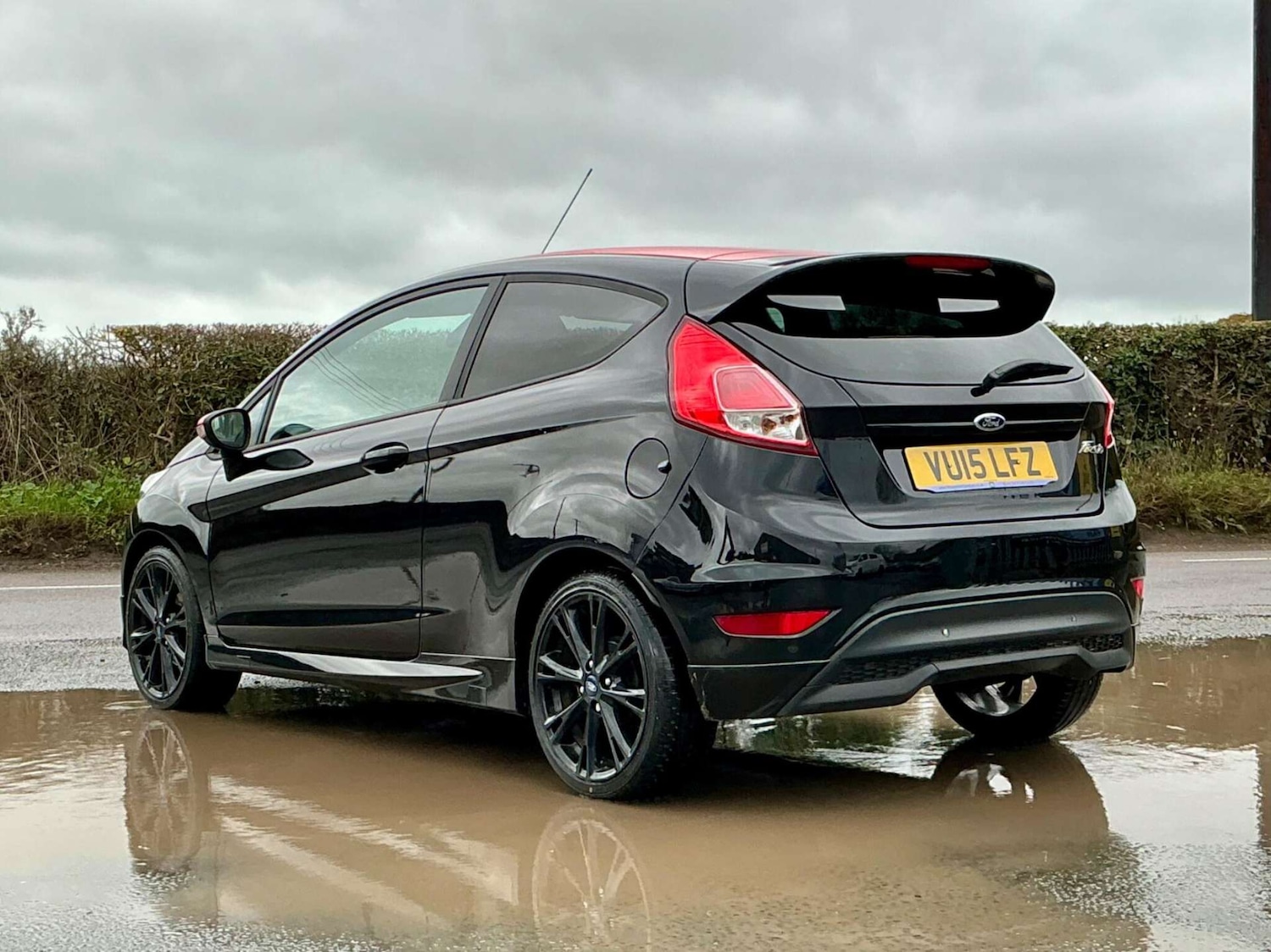 Used Ford Fiesta 2015 for sale - 76858842: Photo 32