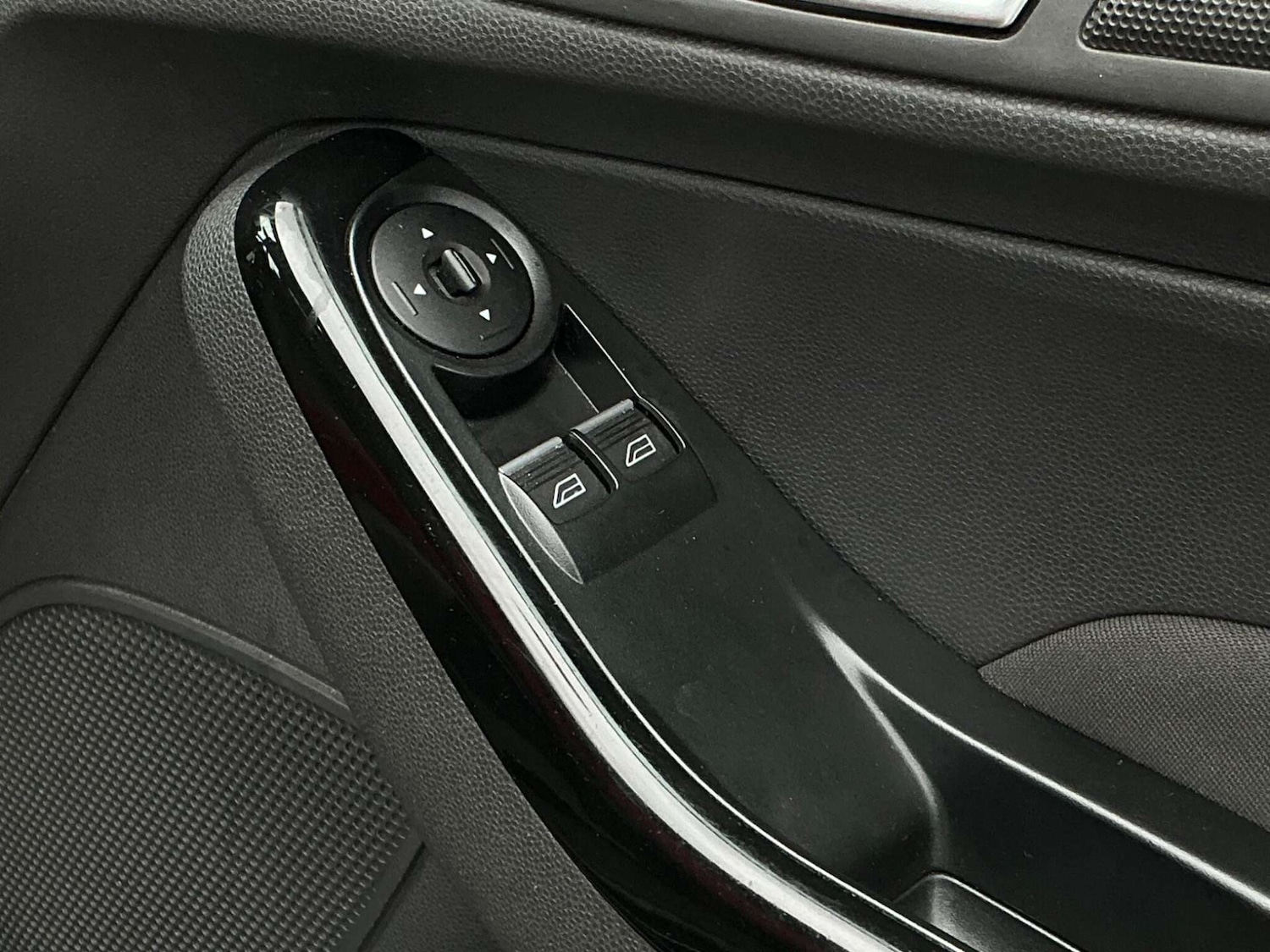 Used Ford Fiesta 2015 for sale - 76858842: Photo 35