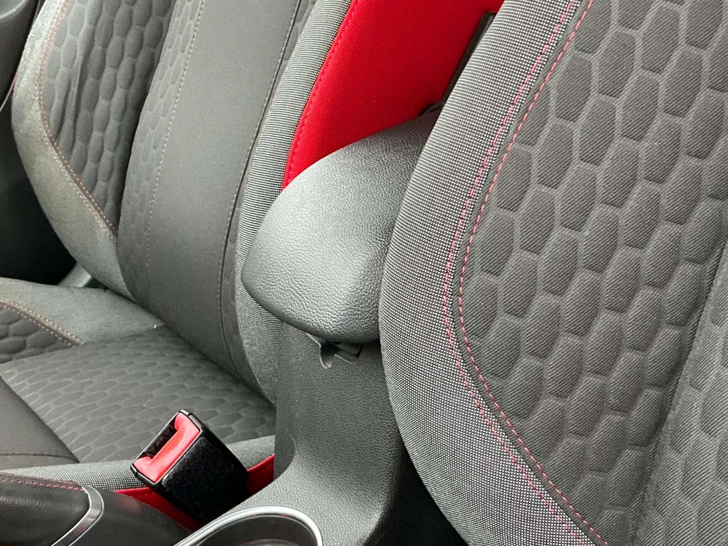 Used Ford Fiesta 2015 for sale - 76858842: Photo 39