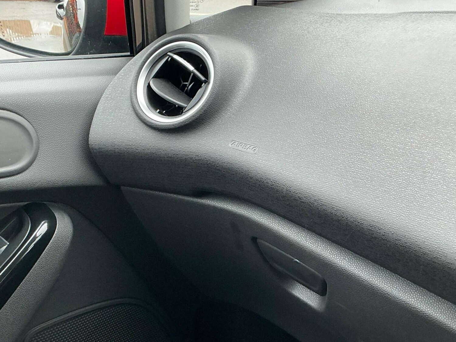 Used Ford Fiesta 2015 for sale - 76858842: Photo 46