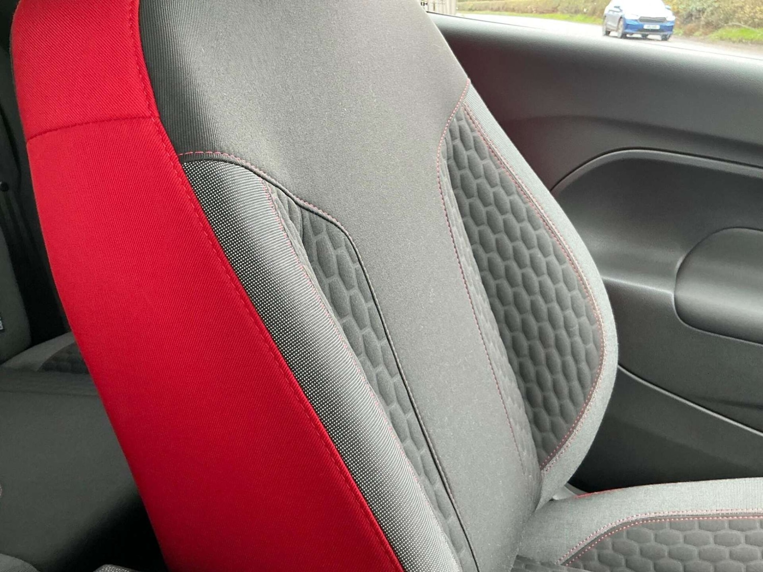 Used Ford Fiesta 2015 for sale - 76858842: Photo 51