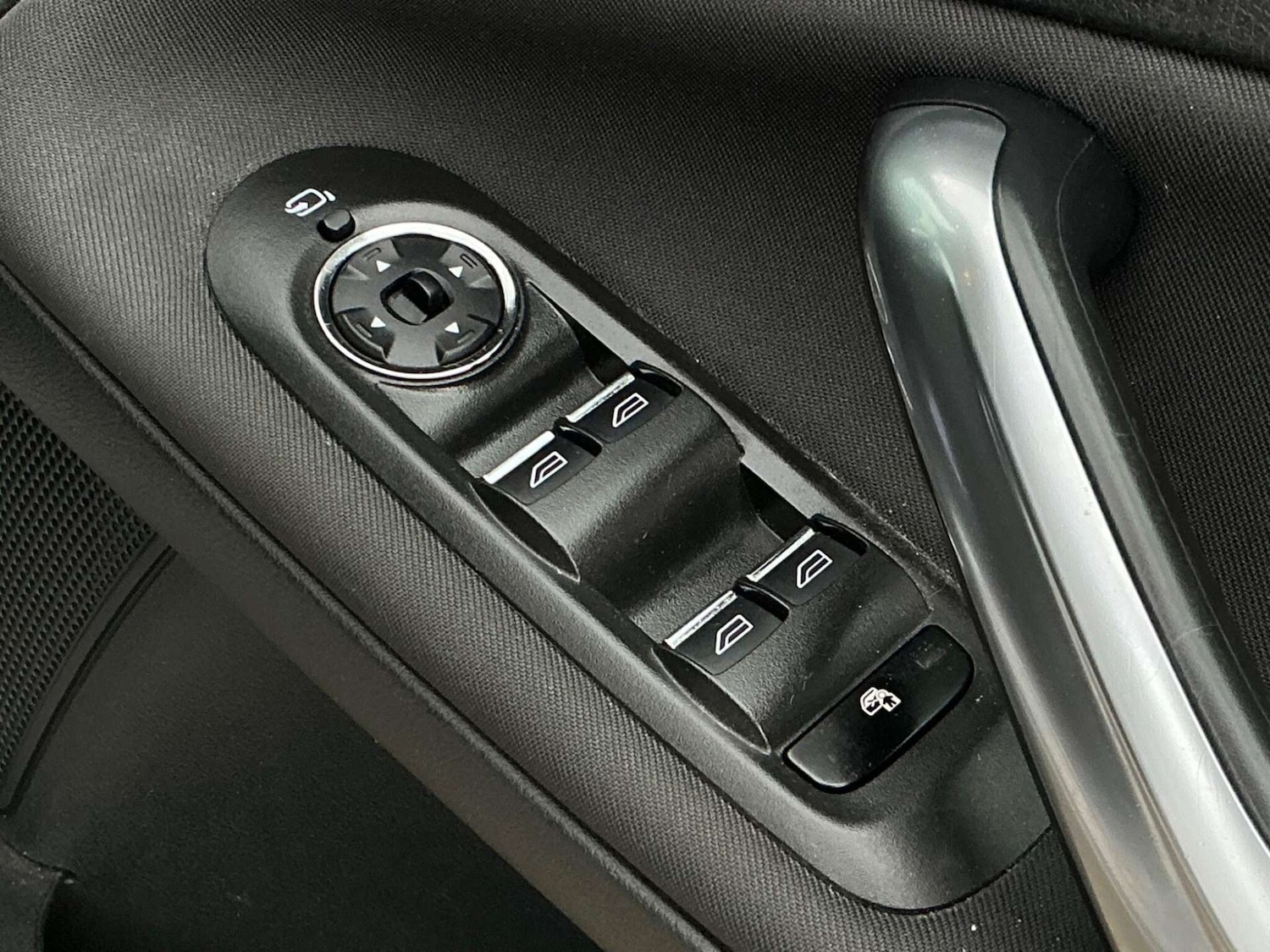 Used Ford Mondeo 2014 for sale - 76858852: Photo 28