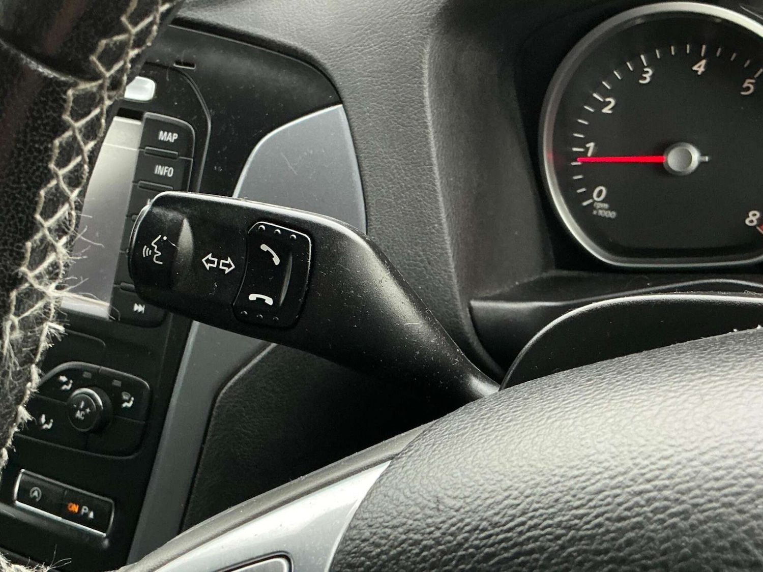 Used Ford Mondeo 2014 for sale - 76858852: Photo 33