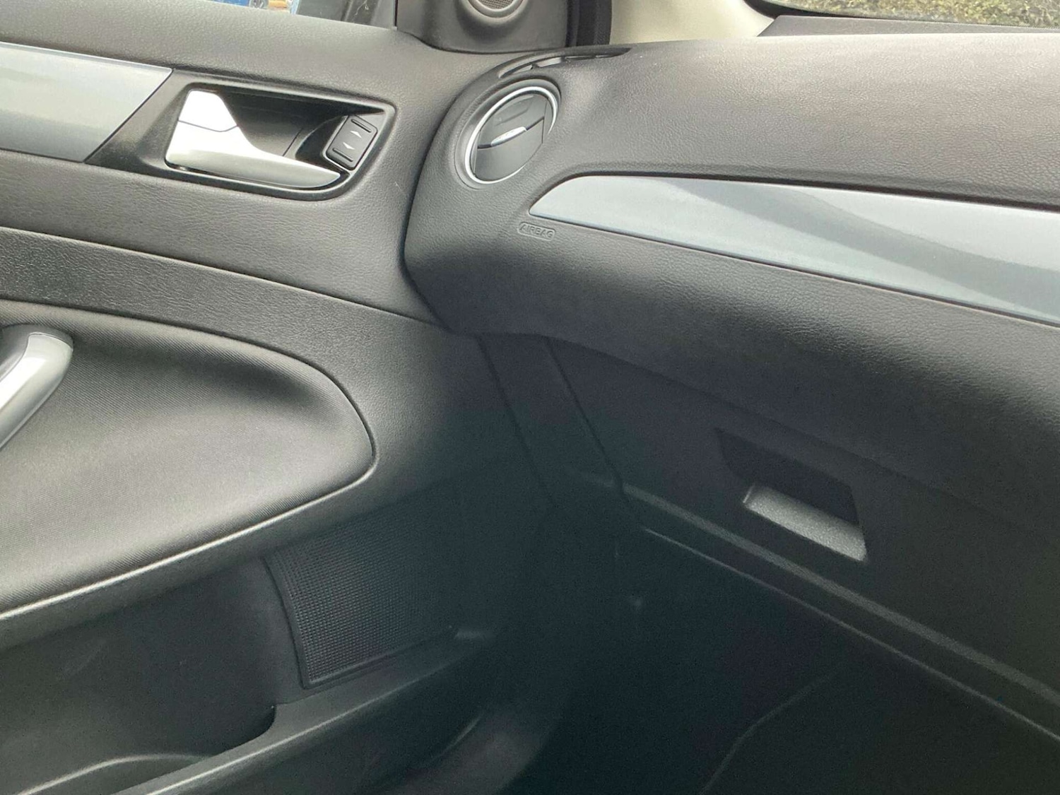 Used Ford Mondeo 2014 for sale - 76858852: Photo 41