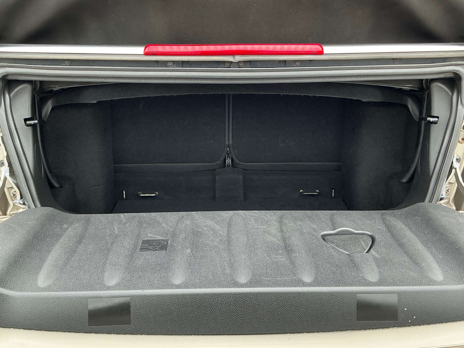 Used MINI Convertible 2011 for sale - 78097338: Photo 16