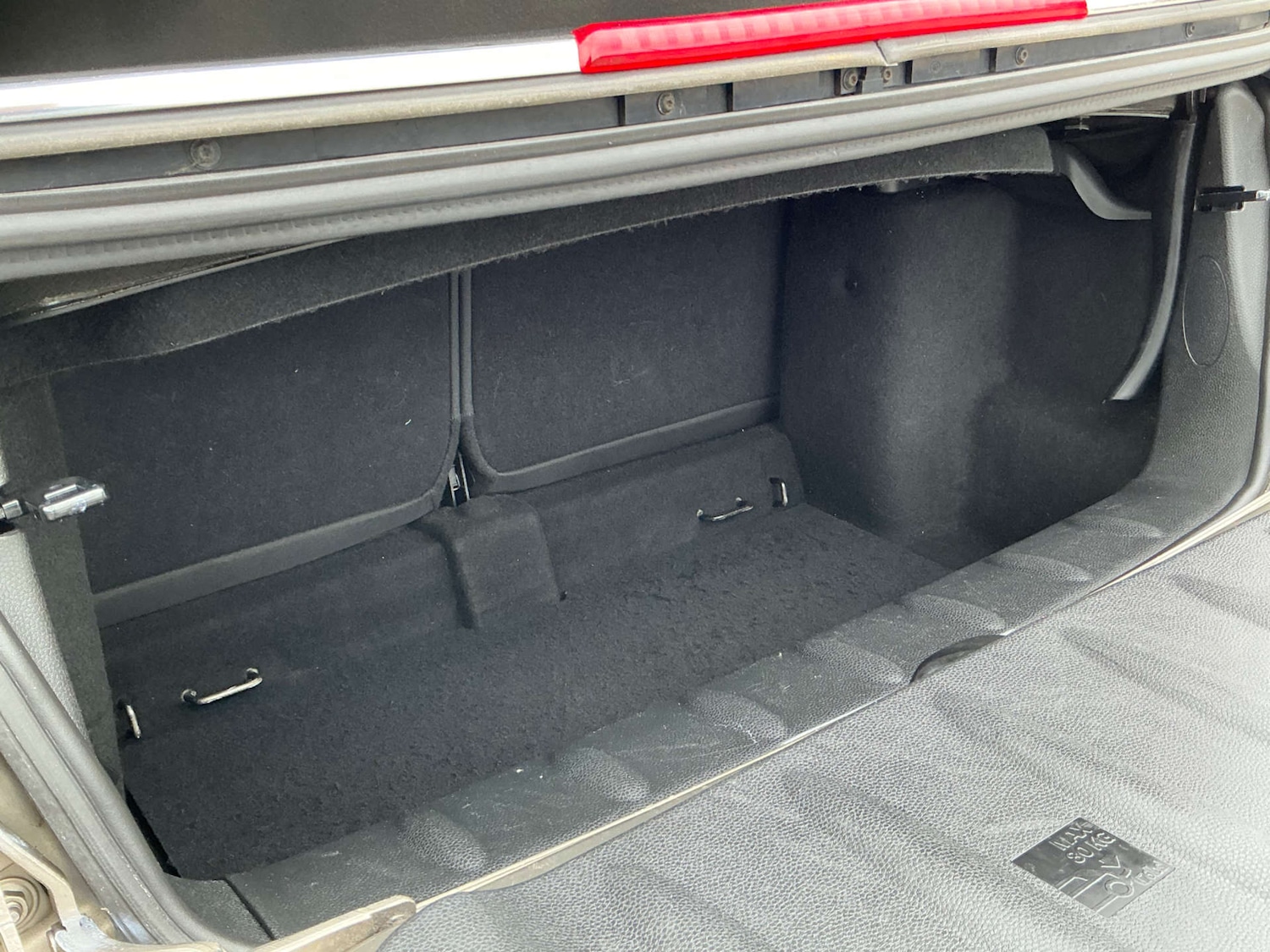 Used MINI Convertible 2011 for sale - 78097338: Photo 18