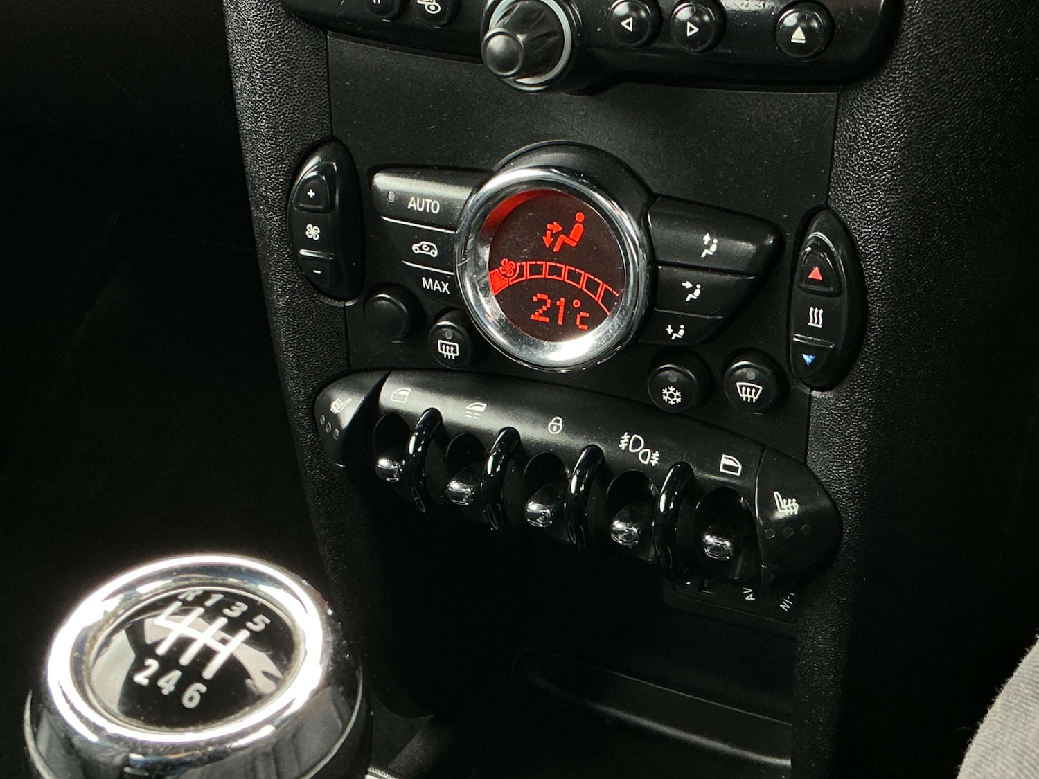 Used MINI Convertible 2011 for sale - 78097338: Photo 51