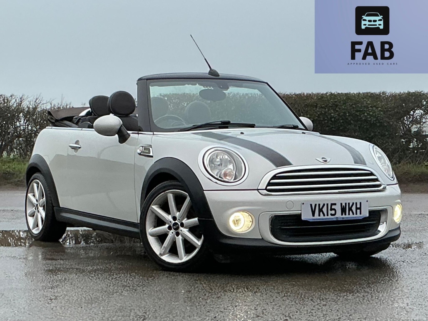 Used MINI Convertible 2015 for sale - 76824668: Photo 1
