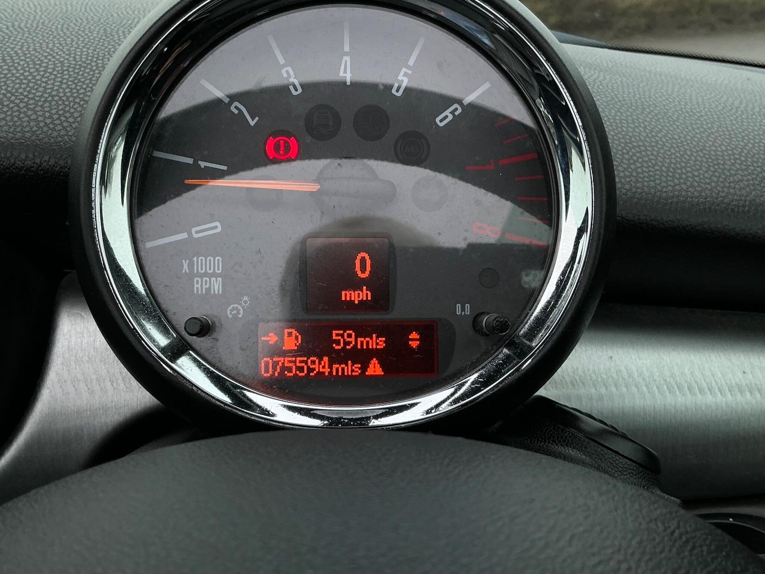 Used MINI Convertible 2015 for sale - 76824668: Photo 2