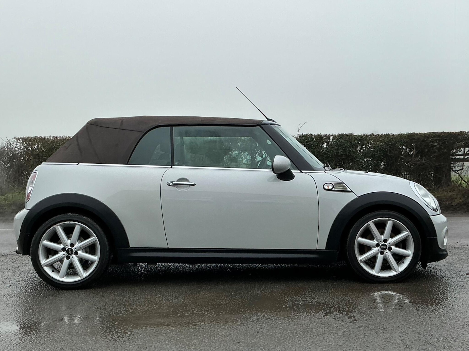 Used MINI Convertible 2015 for sale - 76824668: Photo 21