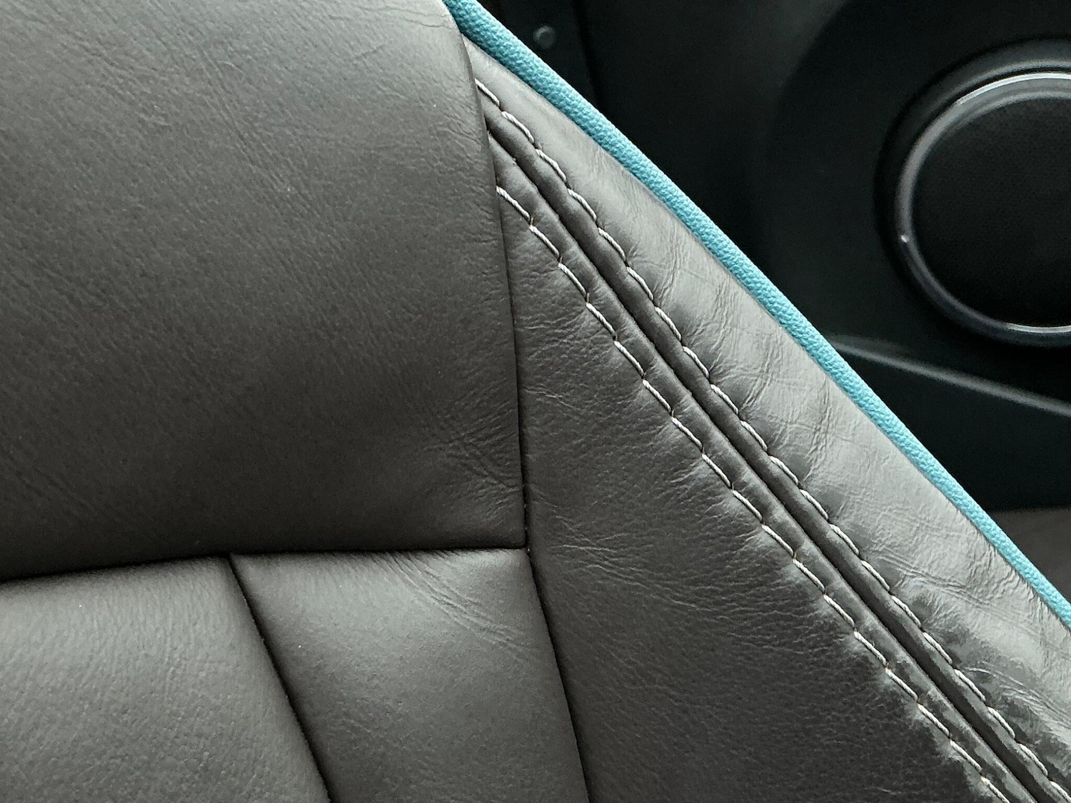 Used MINI Convertible 2015 for sale - 76824668: Photo 24