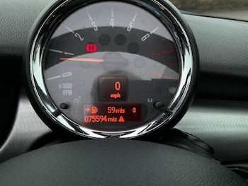 Used MINI Convertible 2015 for sale - 76824668: Photo