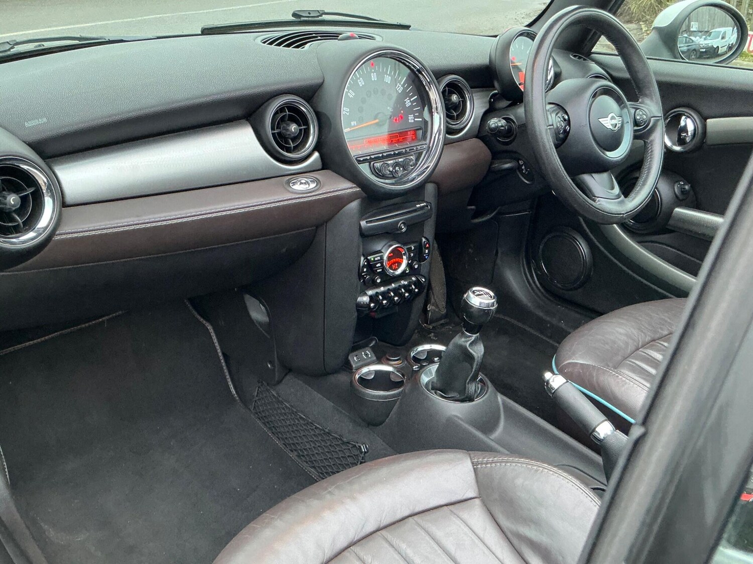 Used MINI Convertible 2015 for sale - 76824668: Photo 38