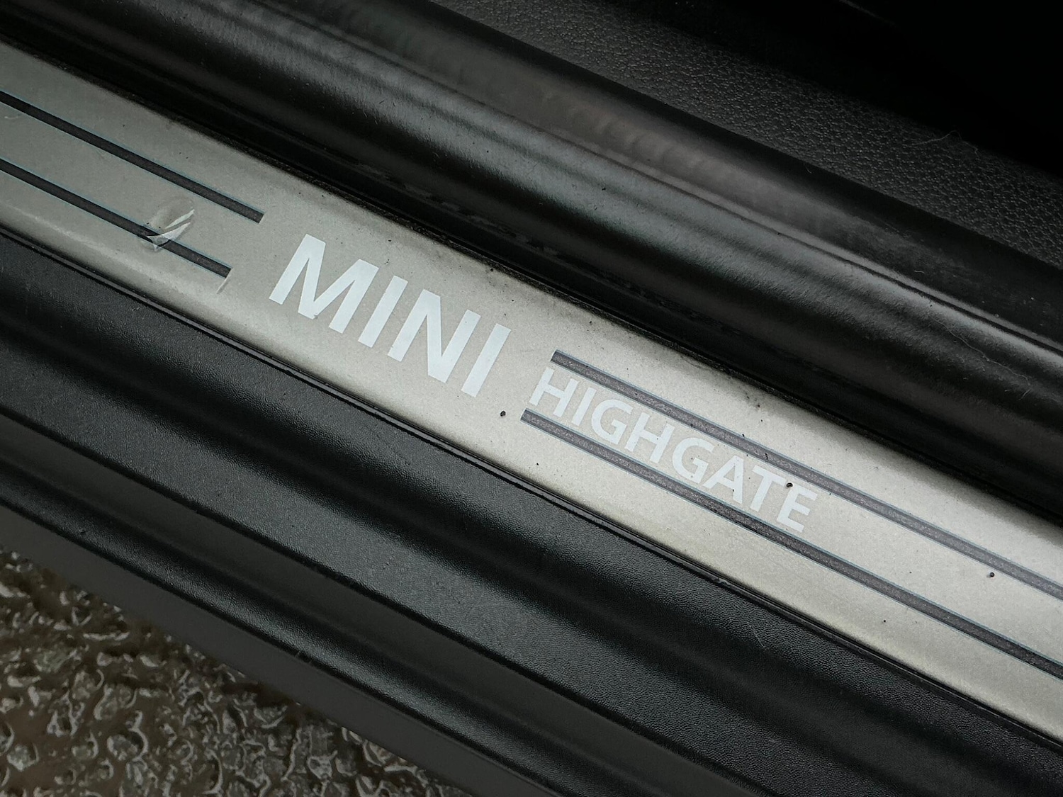 Used MINI Convertible 2015 for sale - 76824668: Photo 40