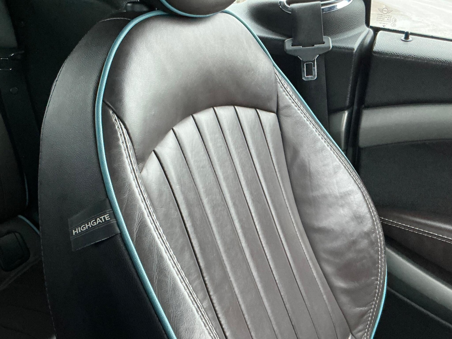 Used MINI Convertible 2015 for sale - 76824668: Photo 45