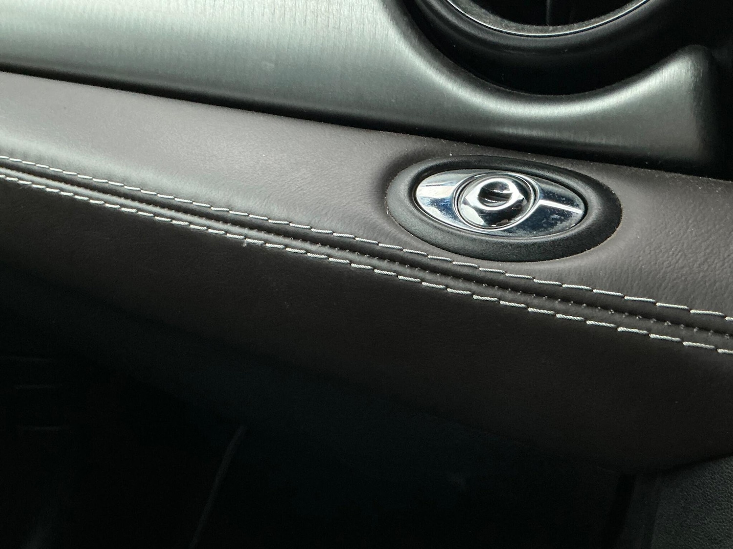 Used MINI Convertible 2015 for sale - 76824668: Photo 49