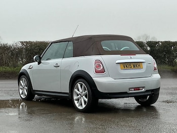 Used MINI Convertible 2015 for sale - 76824668: Photo