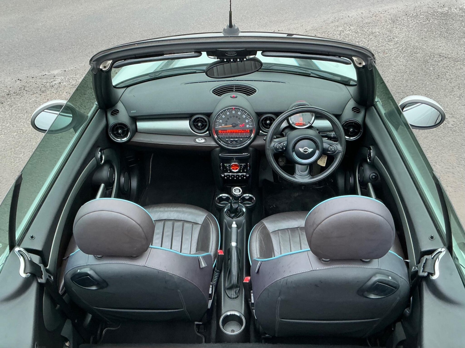 Used MINI Convertible 2015 for sale - 76824668: Photo 5