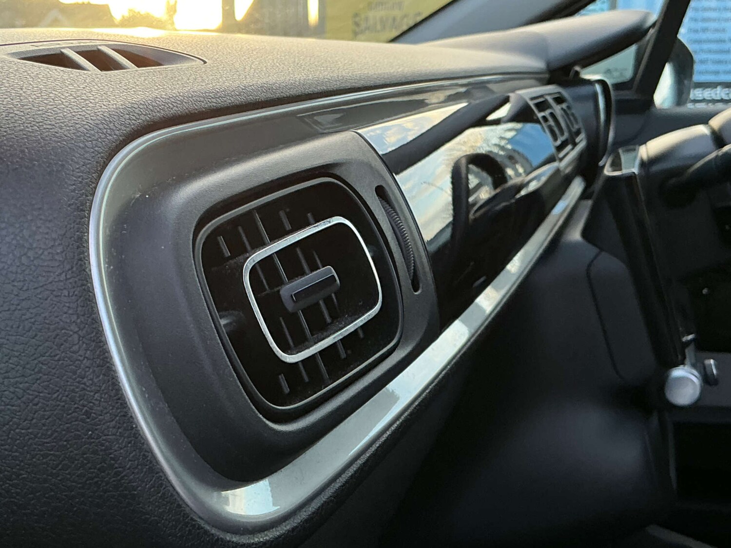 Used Citroen C3 2018 for sale - 77523371: Photo 38