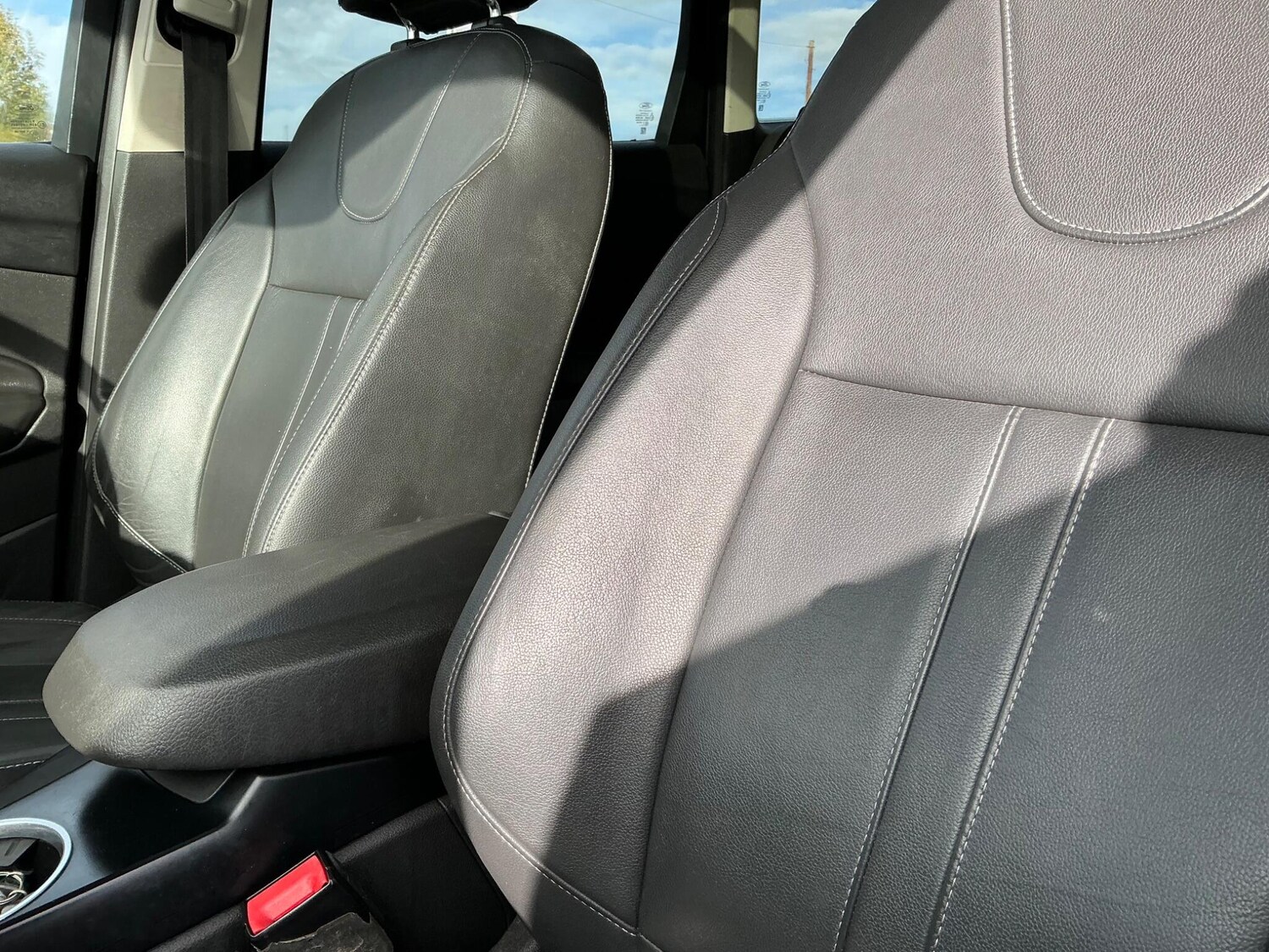 Used Ford Kuga 2014 for sale - 76348924: Photo 36