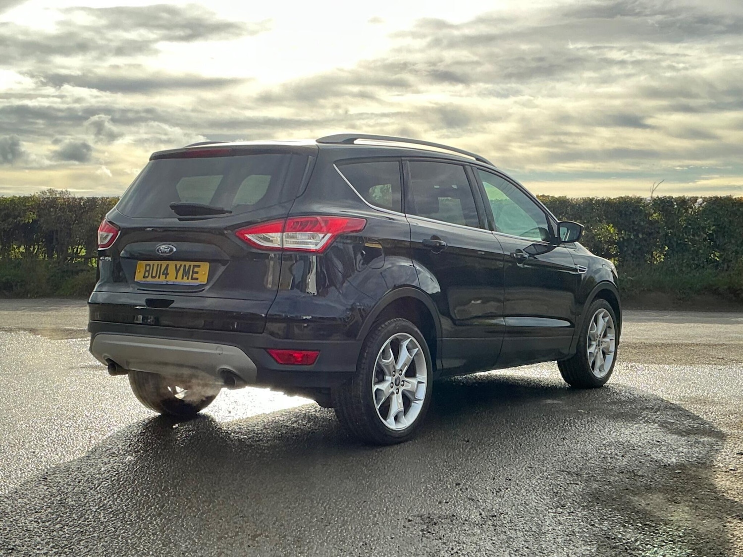 Used Ford Kuga 2014 for sale - 76348924: Photo 4