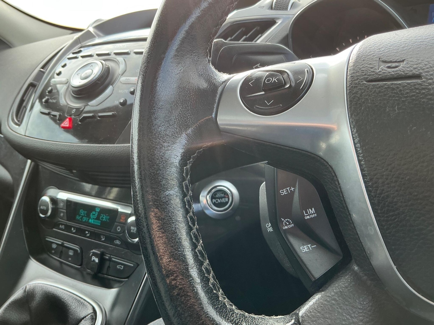Used Ford Kuga 2014 for sale - 76348924: Photo 43