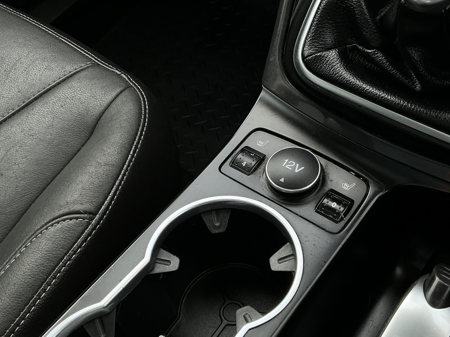 Used Ford Kuga 2014 for sale - 76348924: Photo 45