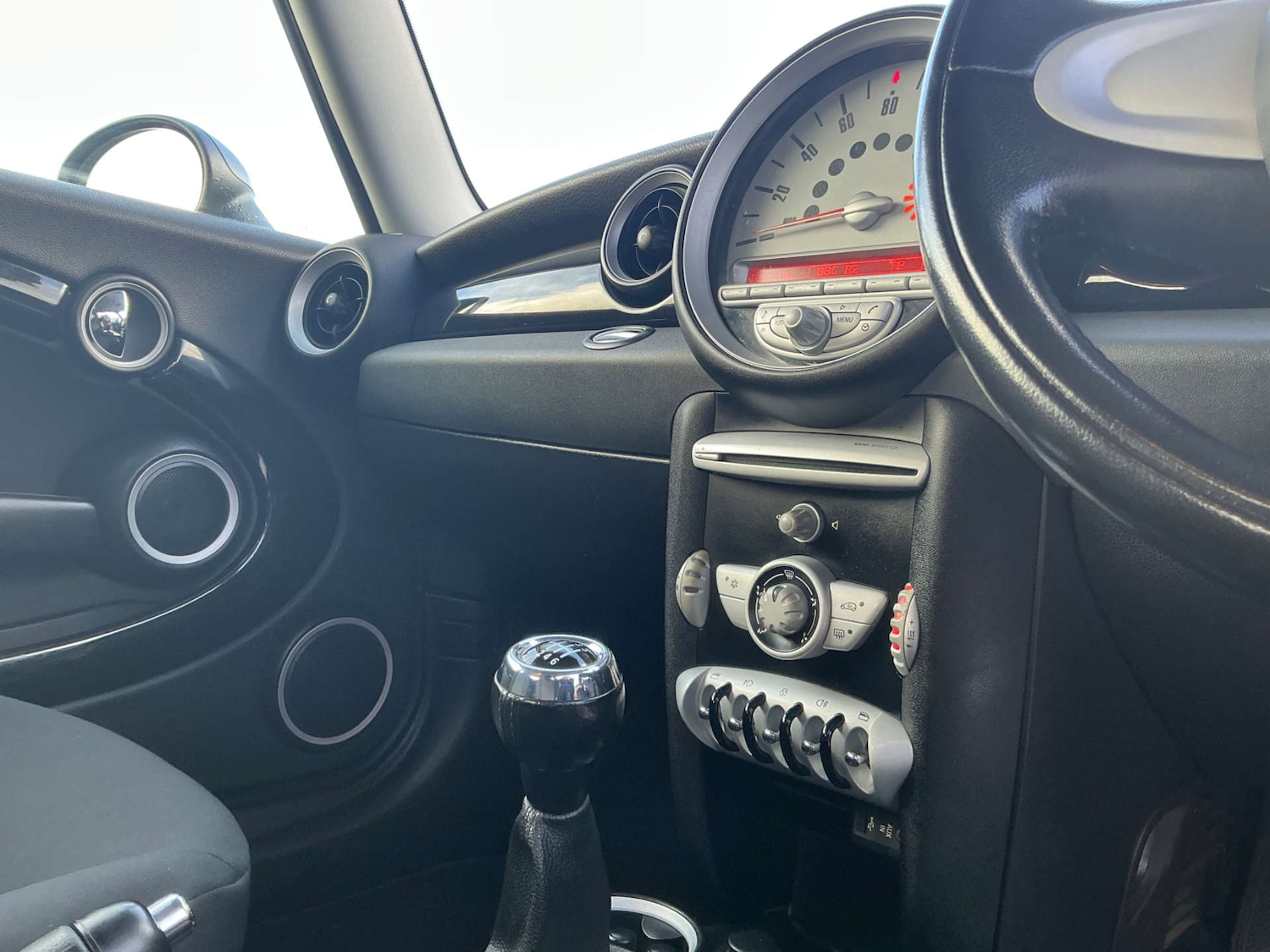 Used MINI Hatch 2010 for sale - 77342204: Photo 26