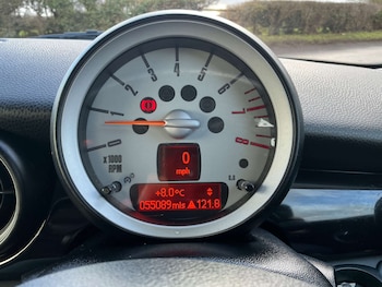 Used MINI Hatch 2010 for sale - 77342204: Photo