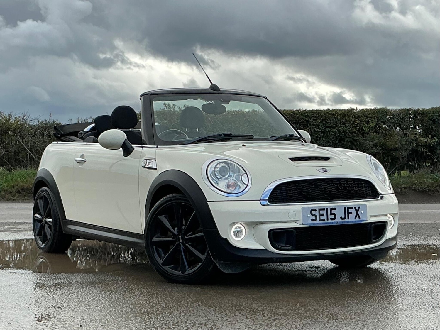 Used MINI Convertible 2015 for sale - 76348733: Photo 16