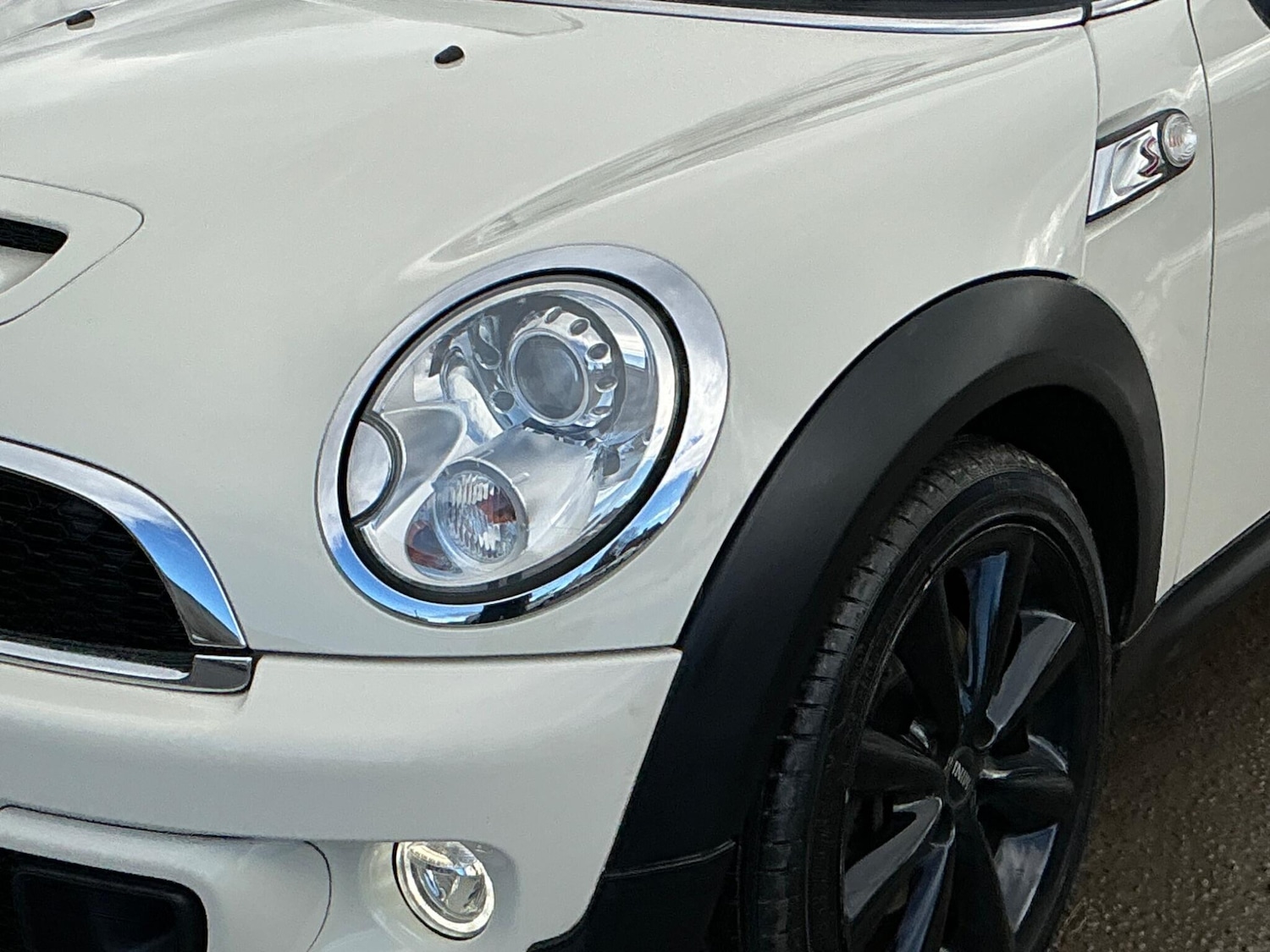 Used MINI Convertible 2015 for sale - 76348733: Photo 22