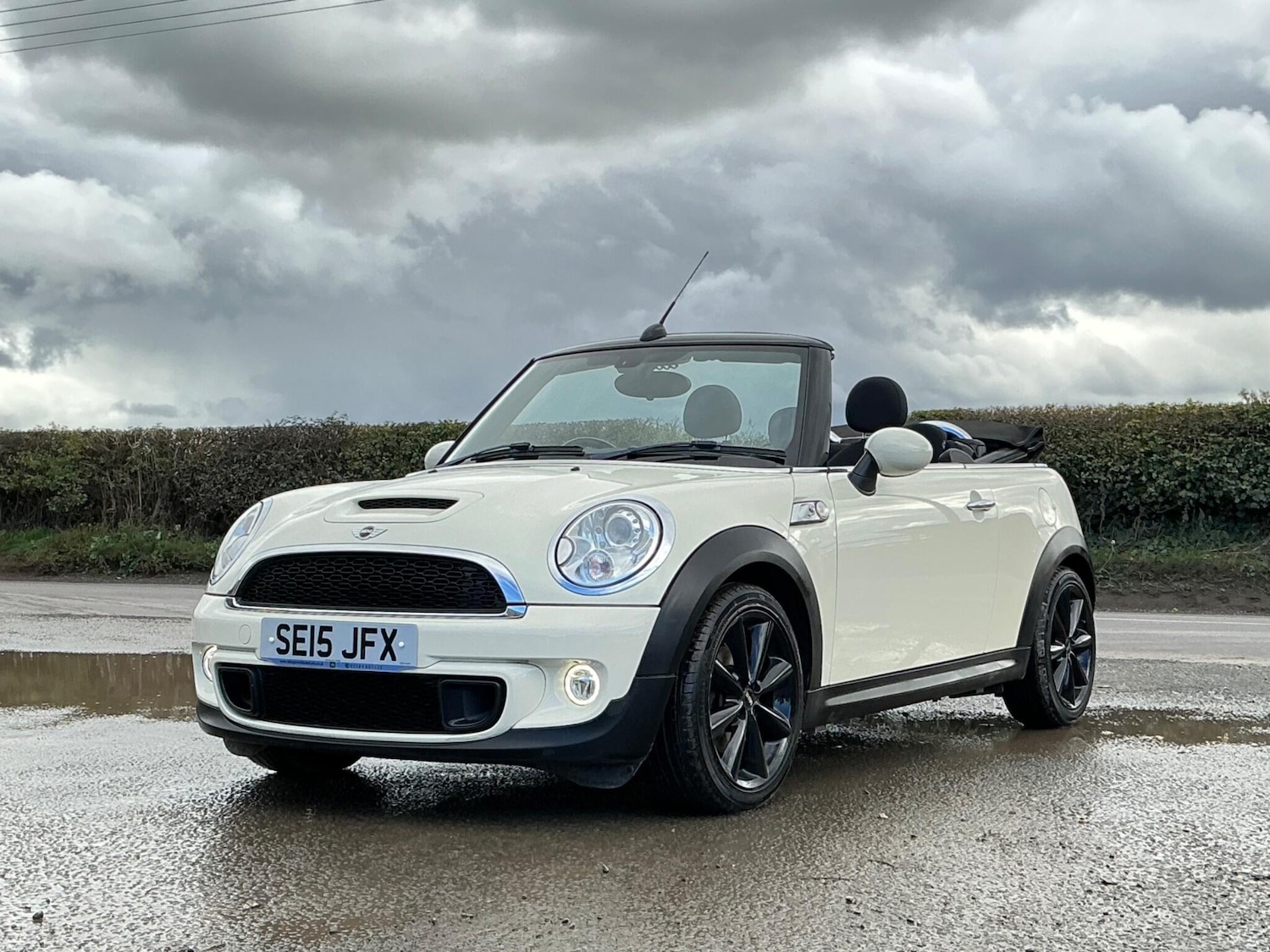 Used MINI Convertible 2015 for sale - 76348733: Photo 23