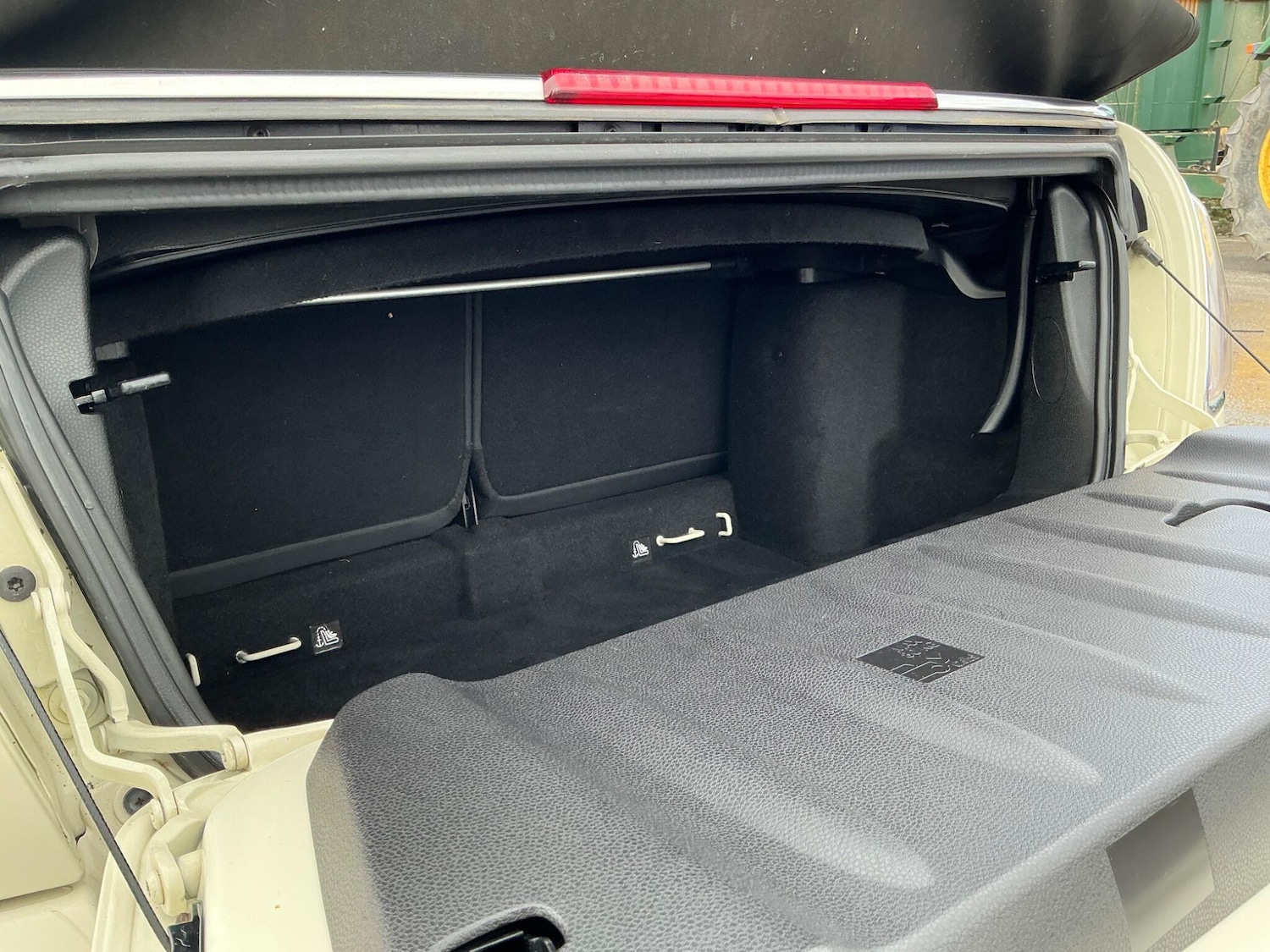 Used MINI Convertible 2015 for sale - 76348733: Photo 26