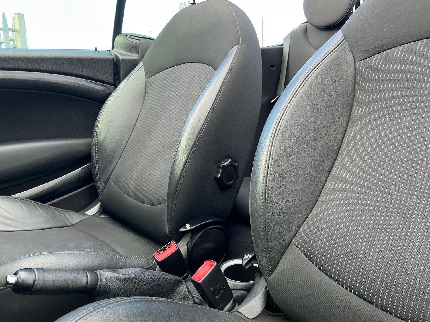 Used MINI Convertible 2015 for sale - 76348733: Photo 45