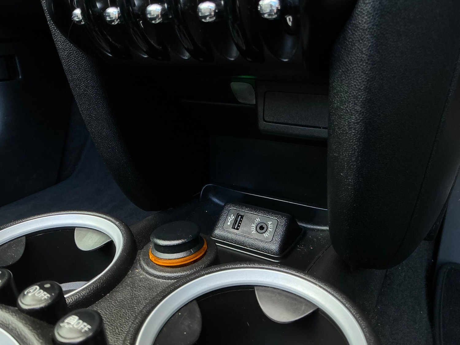 Used MINI Convertible 2015 for sale - 76348733: Photo 49
