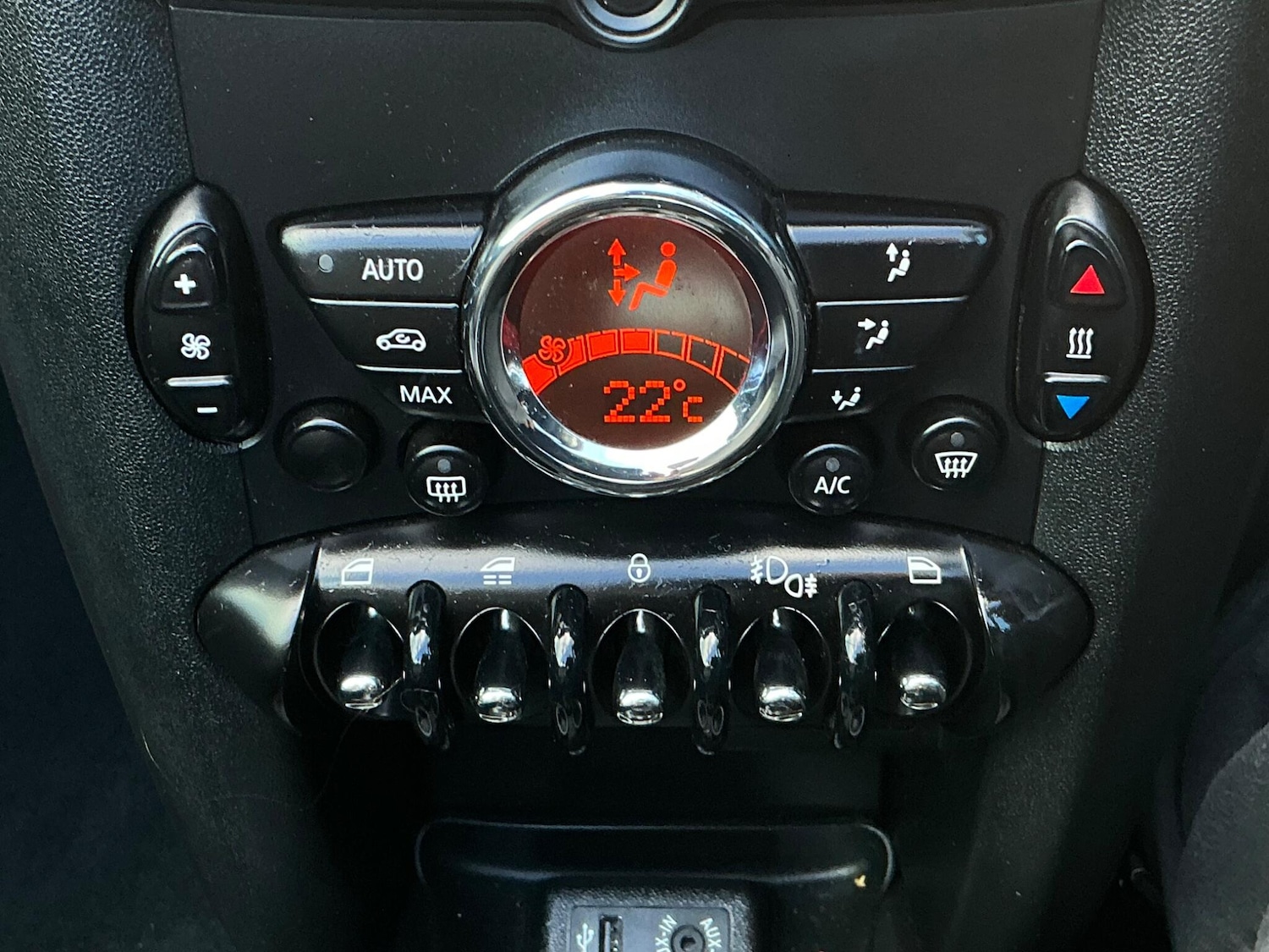 Used MINI Convertible 2015 for sale - 76348733: Photo 51