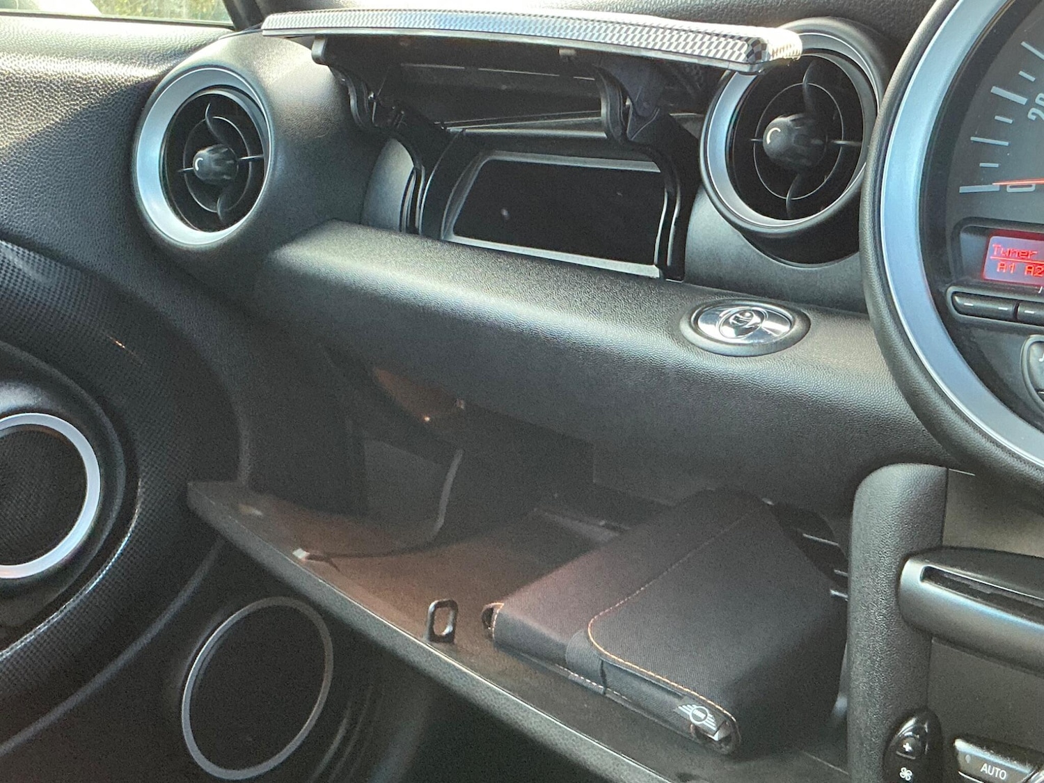 Used MINI Convertible 2015 for sale - 76348733: Photo 54