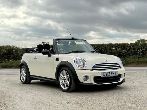 Used MINI Convertible 2012 for sale - 76137486: Photo 10