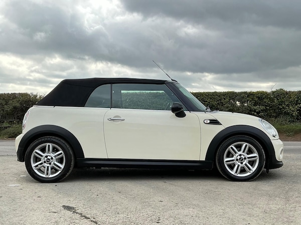 Used MINI Convertible 2012 for sale - 76137486: Photo 23