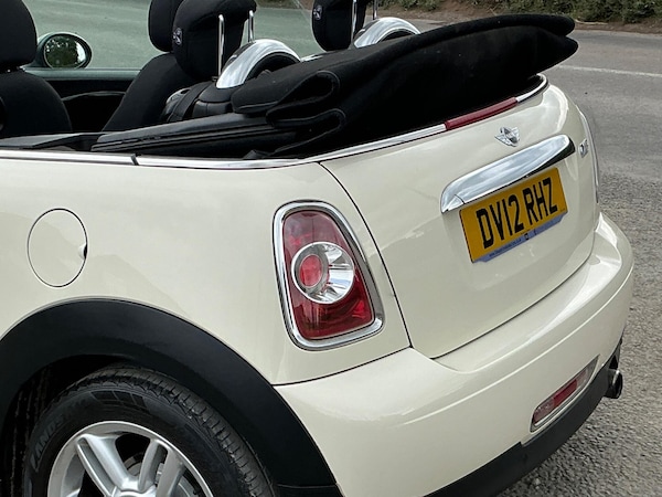 Used MINI Convertible 2012 for sale - 76137486: Photo 25
