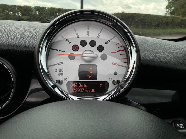 Used MINI Convertible 2012 for sale - 76137486: Photo 2