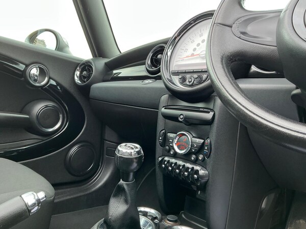 Used MINI Convertible 2012 for sale - 76137486: Photo 32