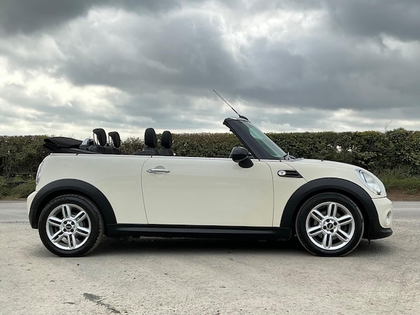 Used MINI Convertible 2012 for sale - 76137486: Photo 6