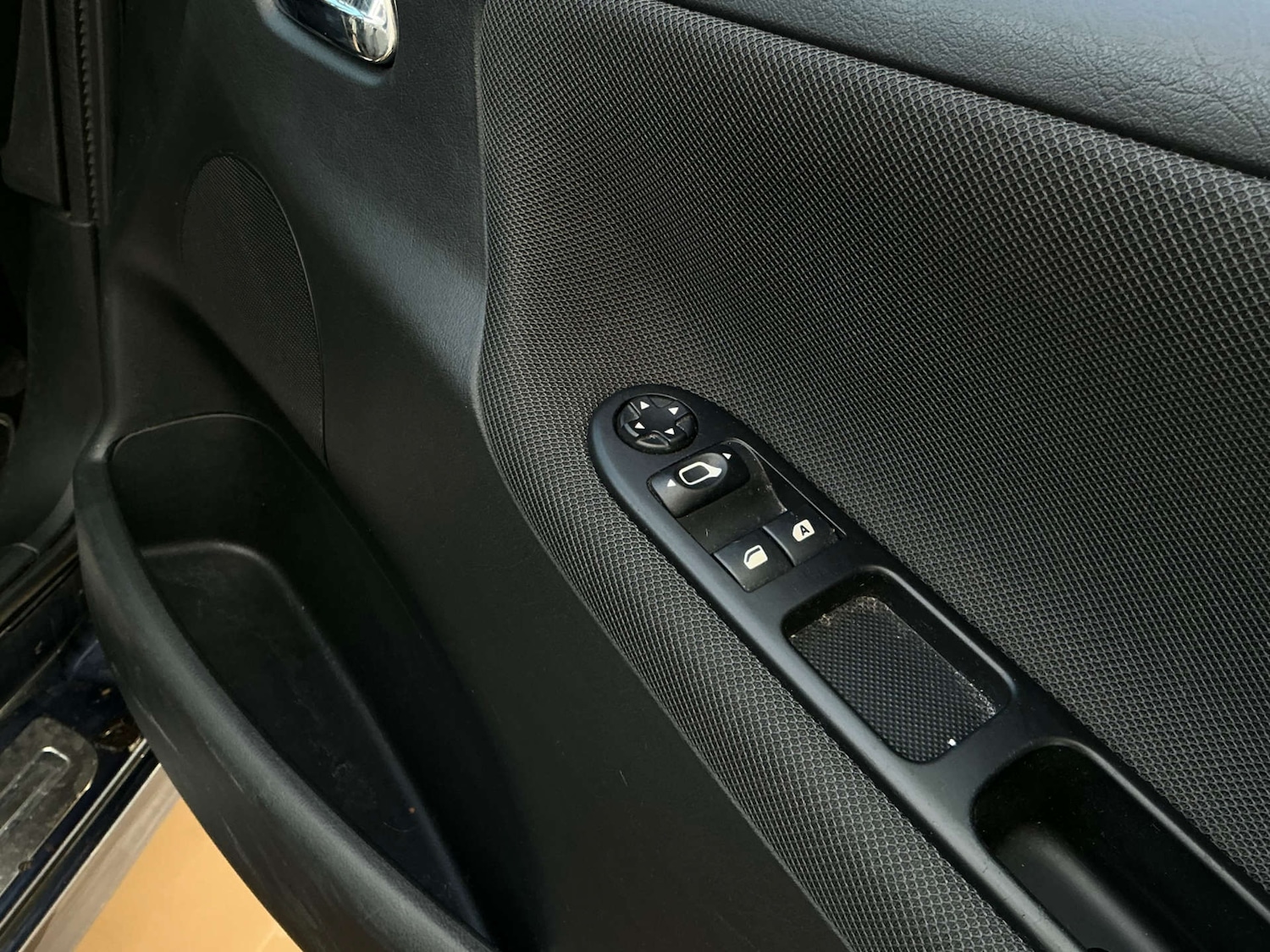 Used Peugeot 207 2014 for sale - 77523314: Photo 37